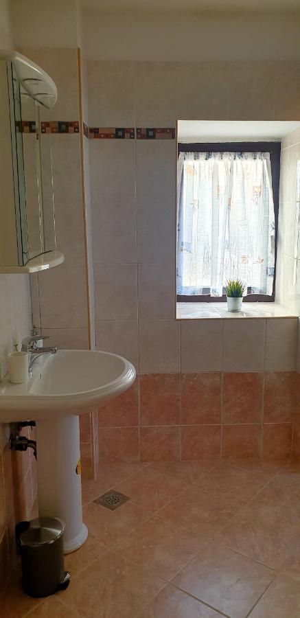 Apartments And Room Vela Senj  Exterior foto